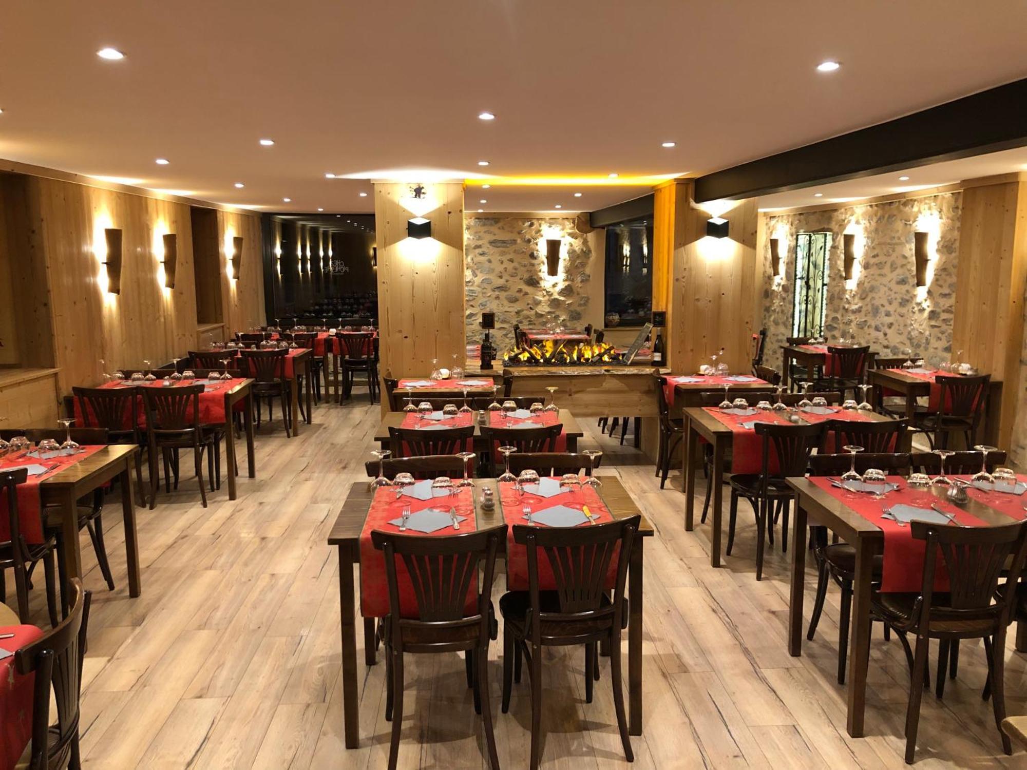 Hotel Picheyre Форміґер Екстер'єр фото